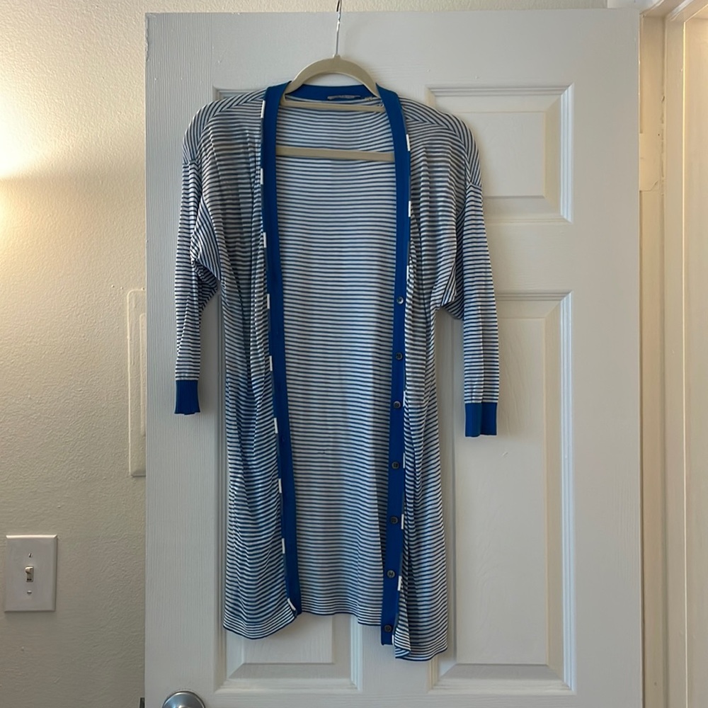 ELIE TAHARI BLUE STRIPE CARDIGAN